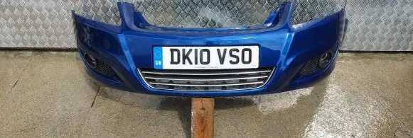 Opel Zafira B Front bumper