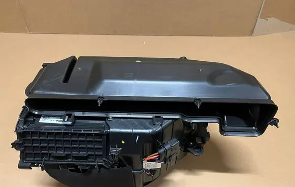 Volkswagen ID. Buzz Interior heater climate box assembly 1EA820153N
