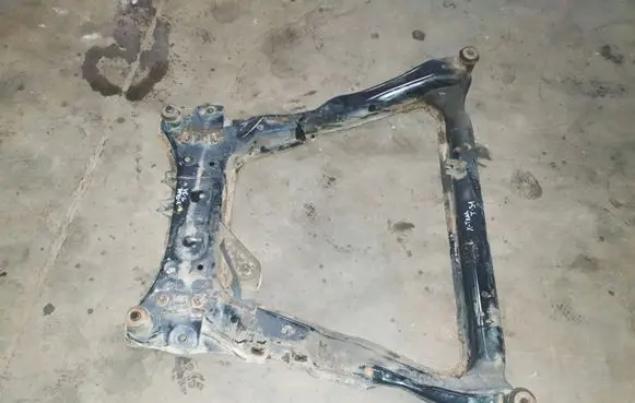 Nissan X-Trail T31 Front subframe