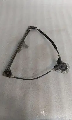 Audi 80 90 S2 B4 Front door manual window regulator 893837400