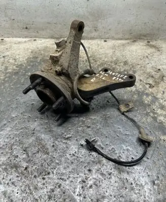 Hyundai Santa Fe Front wheel hub