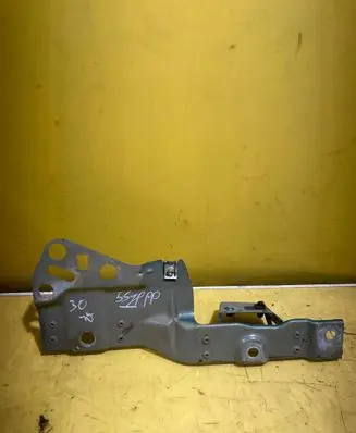 Renault Modus Rear bumper mounting bracket 531100 1116