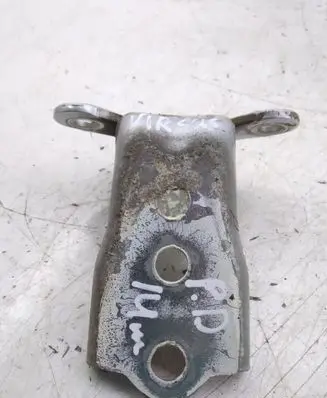Opel Antara Front door upper hinge