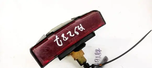 Nissan Primera Third/center stoplight