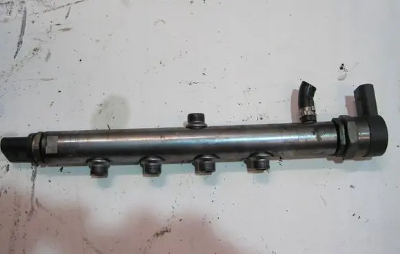 Peugeot Partner III Fuel main line pipe 6540706095