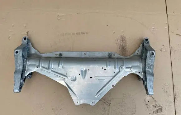 Porsche Panamera (971) Radiator mount bracket 971407487Q