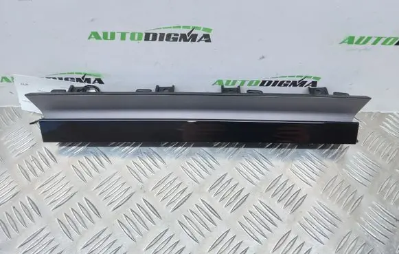 Land Rover Evoque II Panel trim K8D2044B78A