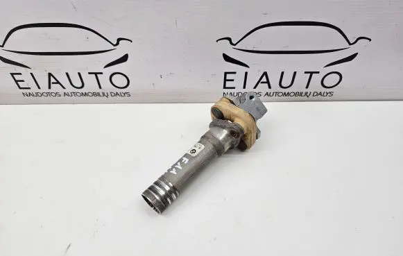 BMW 5 F10 F11 Steering column universal joint 6778135