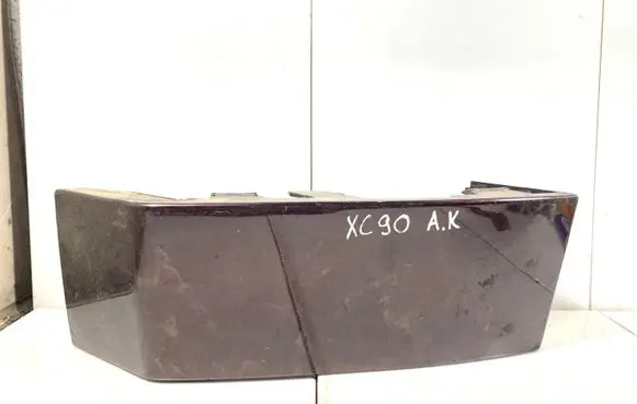 Volvo XC90 Rear/tail light trim molding 86200819