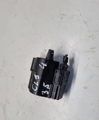 Mercedes-Benz CLS C219 High voltage ignition coil ZS0013 19005268 A0009060060