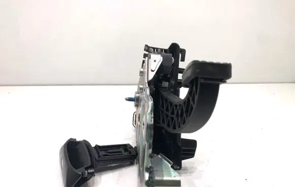Mercedes-Benz GLK (X204) Handbrake/parking brake lever assembly A2044200177