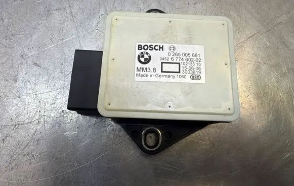 BMW 5 E60 E61 ESP acceleration yaw rate sensor 0265005681