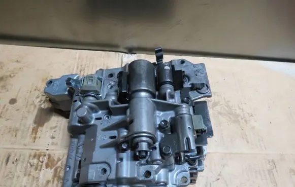 Volvo V70 Transmission gearbox valve body 3547550A010