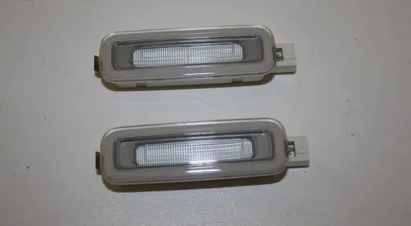 Audi A6 S6 C8 4K Front seat light 4M0947105