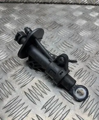 Clutch slave cylinder
