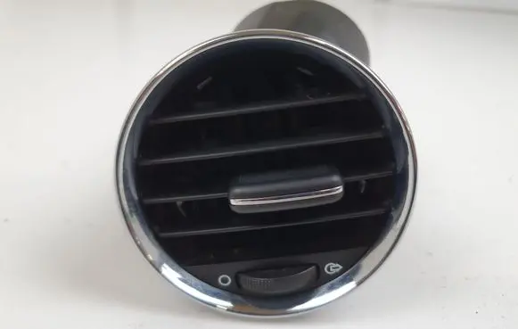 Peugeot 308 Dashboard side air vent grill/cover trim 9655994277