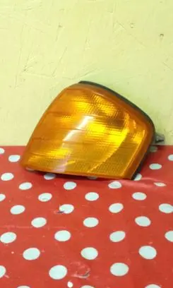 Mercedes-Benz C W202 Front indicator light 2028260243