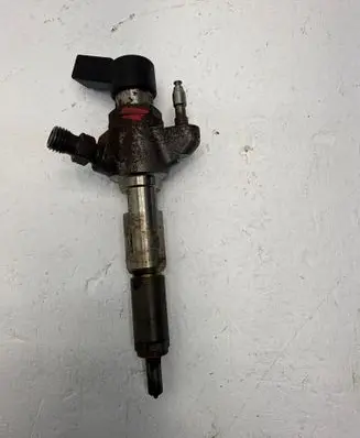 Volvo V60 Fuel injector 9802448680 61942