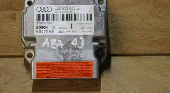 Audi A4 S4 B7 8E 8H Airbag control unit/module 8E0959655