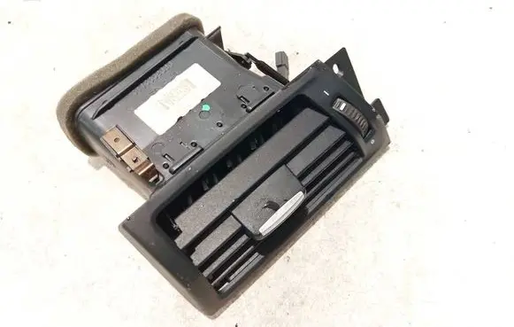 BMW X3 F25 Dash center air vent grill 918414301 9217443