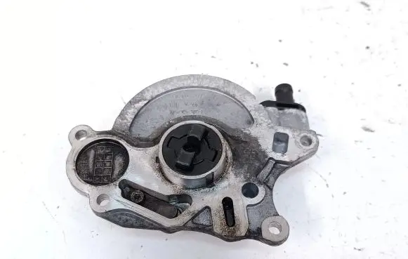 Skoda Superb B6 (3T) Vacuum pump 03L145207 03L145112 03L100J