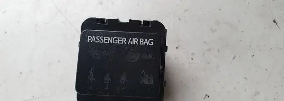 Toyota Auris E180 Passenger airbag on/off switch 