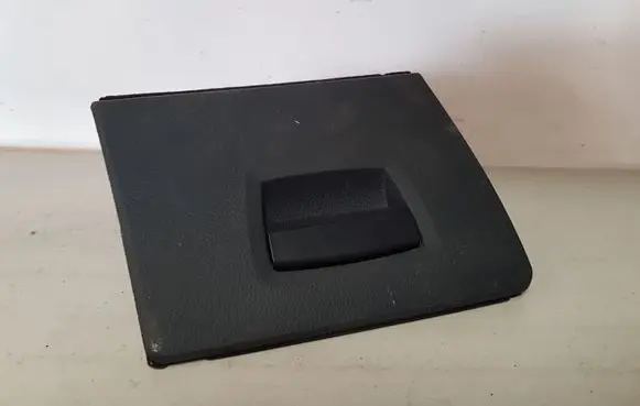 BMW 5 F10 F11 Glove box 9166696