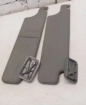 Sun visor