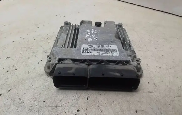 Skoda Octavia Mk2 (1Z) Engine control unit/module 03G906016K 1039S07818 0281012237