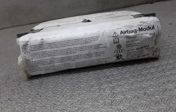 Audi A2 Passenger airbag 8Z0880204B