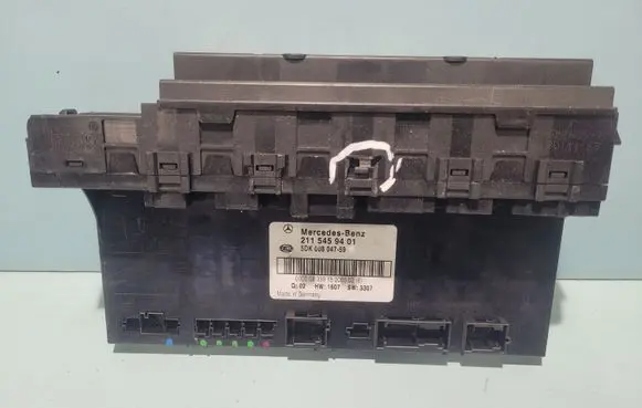 Mercedes-Benz CLS C219 SAM control unit 2115459401
