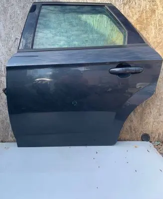 Ford Mondeo MK IV Rear door
