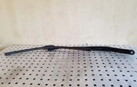 Skoda Octavia Mk2 (1Z) Front wiper blade arm 1Z2955410A