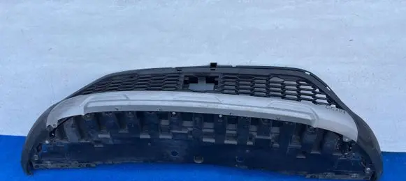 Dacia Sandero III Front bumper 620265111R