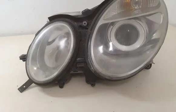 Mercedes-Benz E W211 Headlight/headlamp 16156300