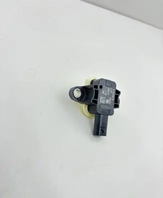 Maserati Ghibli Airbag deployment crash/impact sensor 51943478