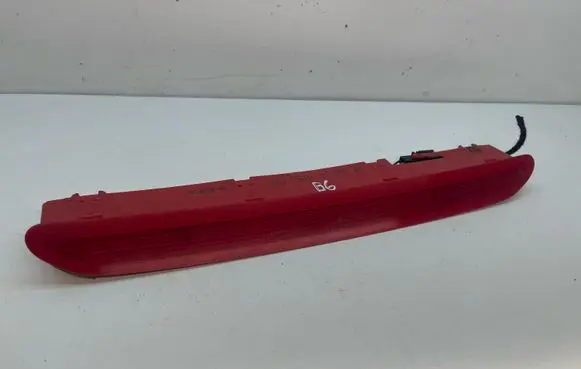 Volkswagen PASSAT B6 Third/center stoplight 1K6945097B