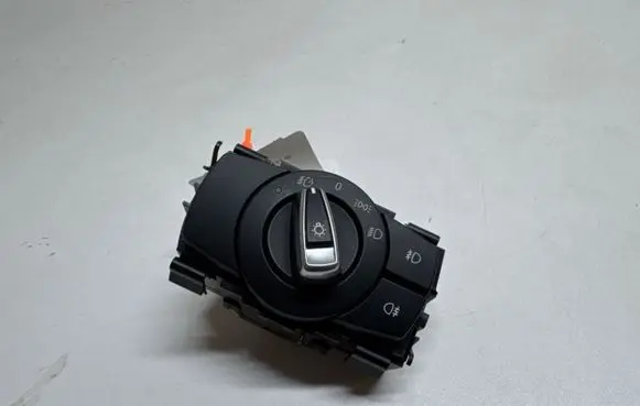 BMW 1 E81 E87 Light switch 9169404 33600211
