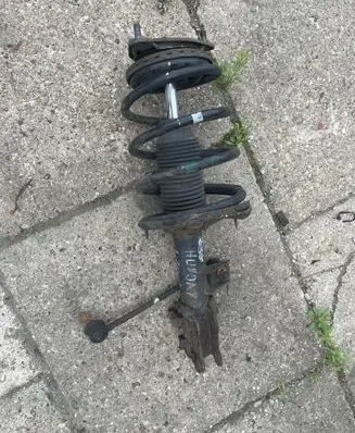 Hyundai i30 Front shock absorber/damper