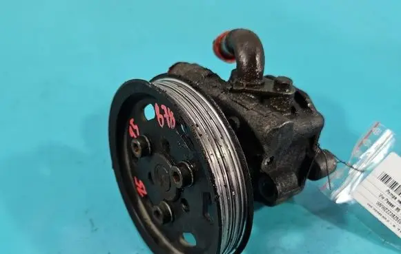 Volkswagen PASSAT B5.5 Power steering pump IMPRK1595878