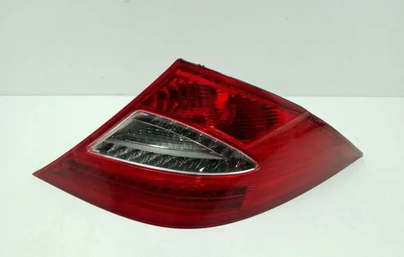 Rear/tail lights