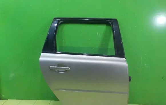 Volvo V70 Rear door PRAWE