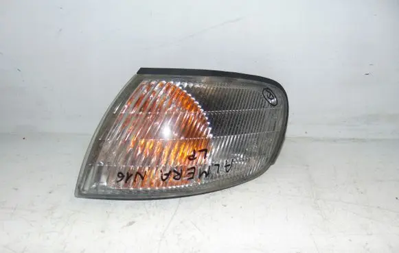 Nissan Almera N16 Front indicator light
