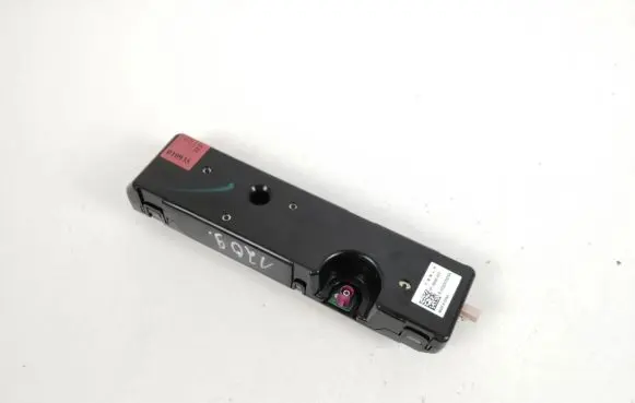 Tesla Model S Bluetooth antenna 159468700E