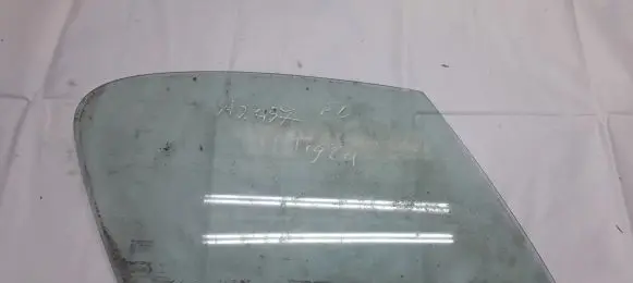 Opel Tigra A Front door window glass four-door
