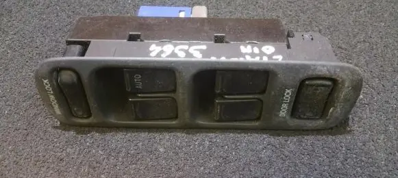 Suzuki Liana Electric window control switch