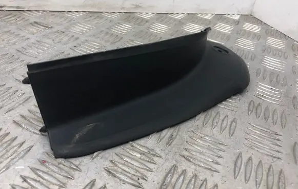 BMW 3 F30 F35 F31 Rear/tail light trim molding 7290652 5149 20409410