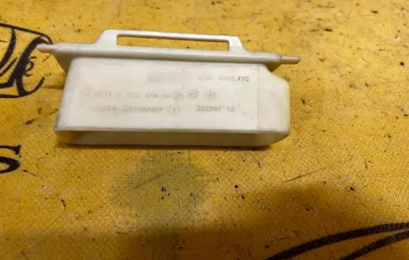 BMW 5 G30 G31 G38 Other interior part 6825814
