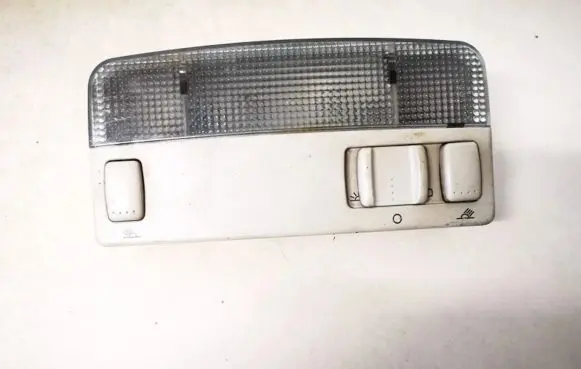 Volkswagen PASSAT B5 Front seat light 3b0947105sb