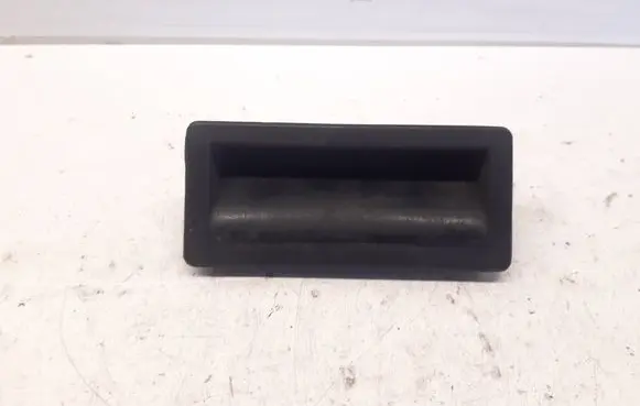 Audi A4 S4 B8 8K Tailgate/trunk/boot exterior handle 5N0827566B BN3CZ